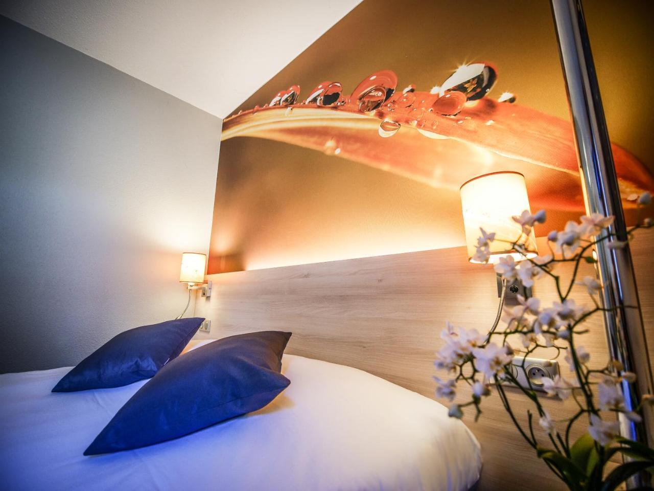 Hotel Inn Design - Restaurant L'Escale Rochefort  Buitenkant foto