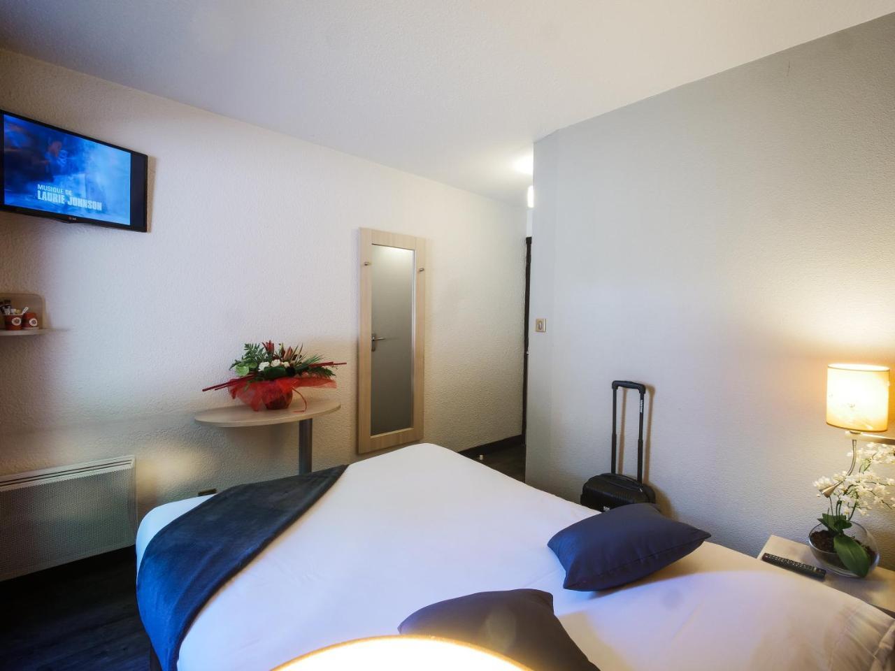 Hotel Inn Design - Restaurant L'Escale Rochefort  Buitenkant foto